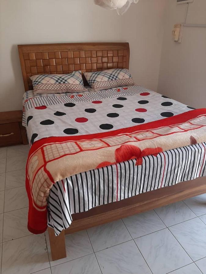 Chez Max Et Khady Appartement Dakar Buitenkant foto