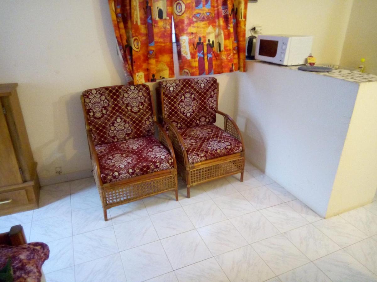 Chez Max Et Khady Appartement Dakar Buitenkant foto